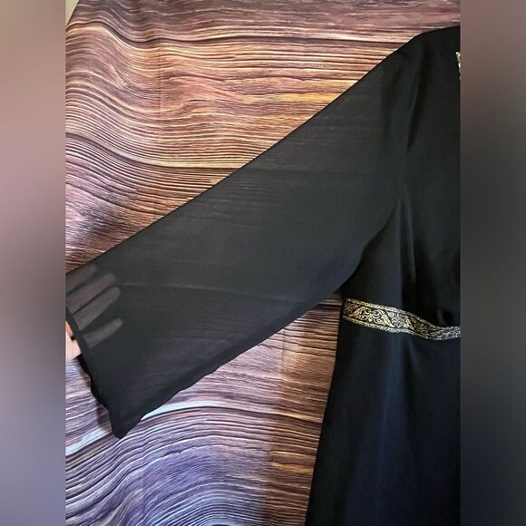 Lane Bryant Gold Trimmed Black Shirt. Size 18/20. - Picture 4 of 7